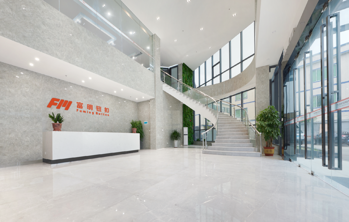 富明钮扣｜富明树脂四合扣助力校服品质升级